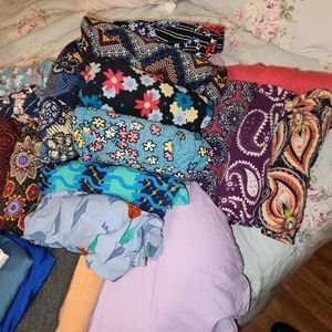Lula Roe- 16 leggings, 9 shirts and 2 cardigans